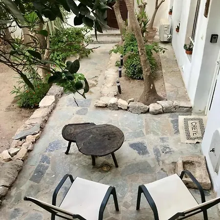 The Tirquaz Garden House - Thirty8 Heritage House *